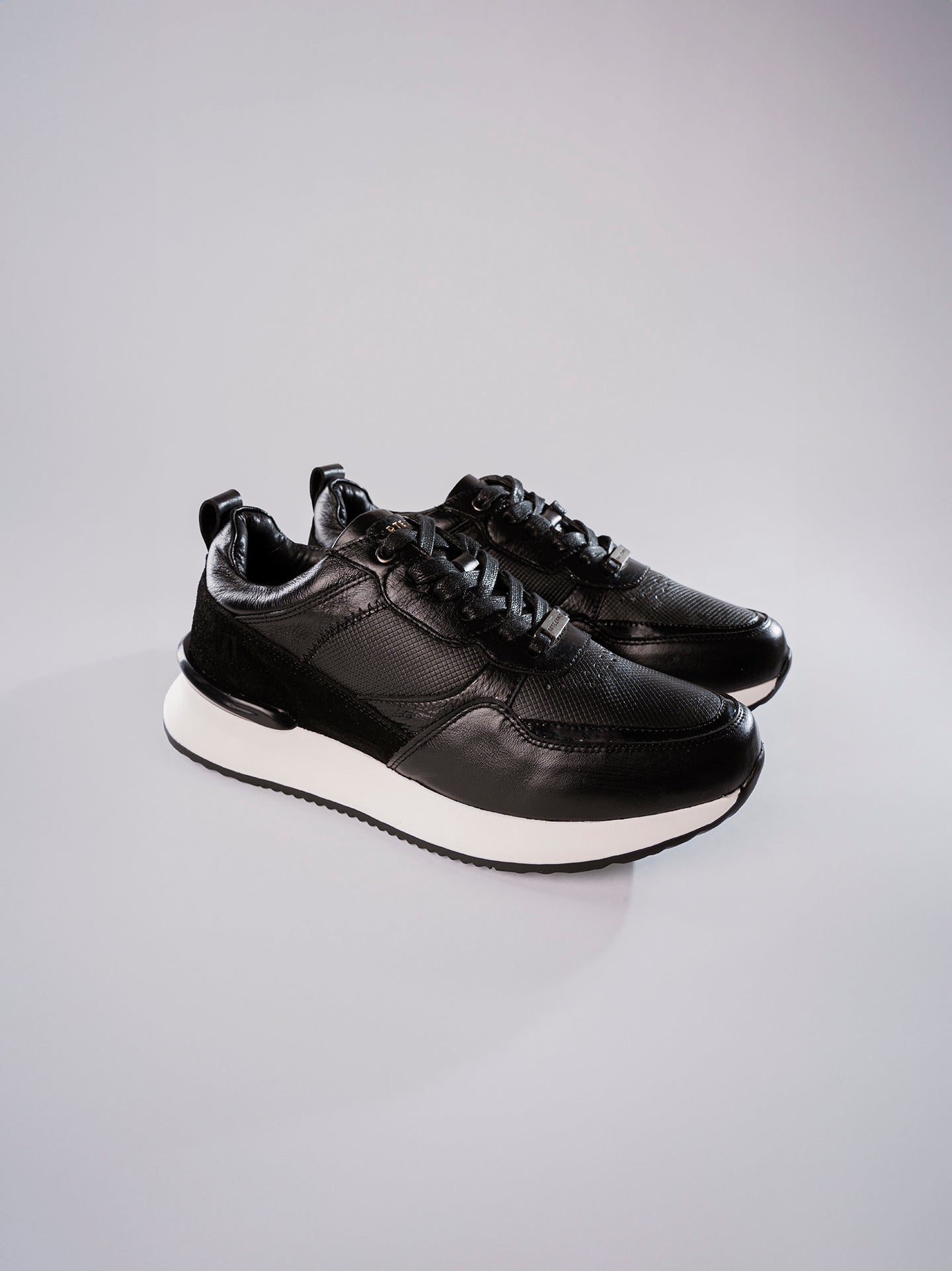2212 - NEGRO