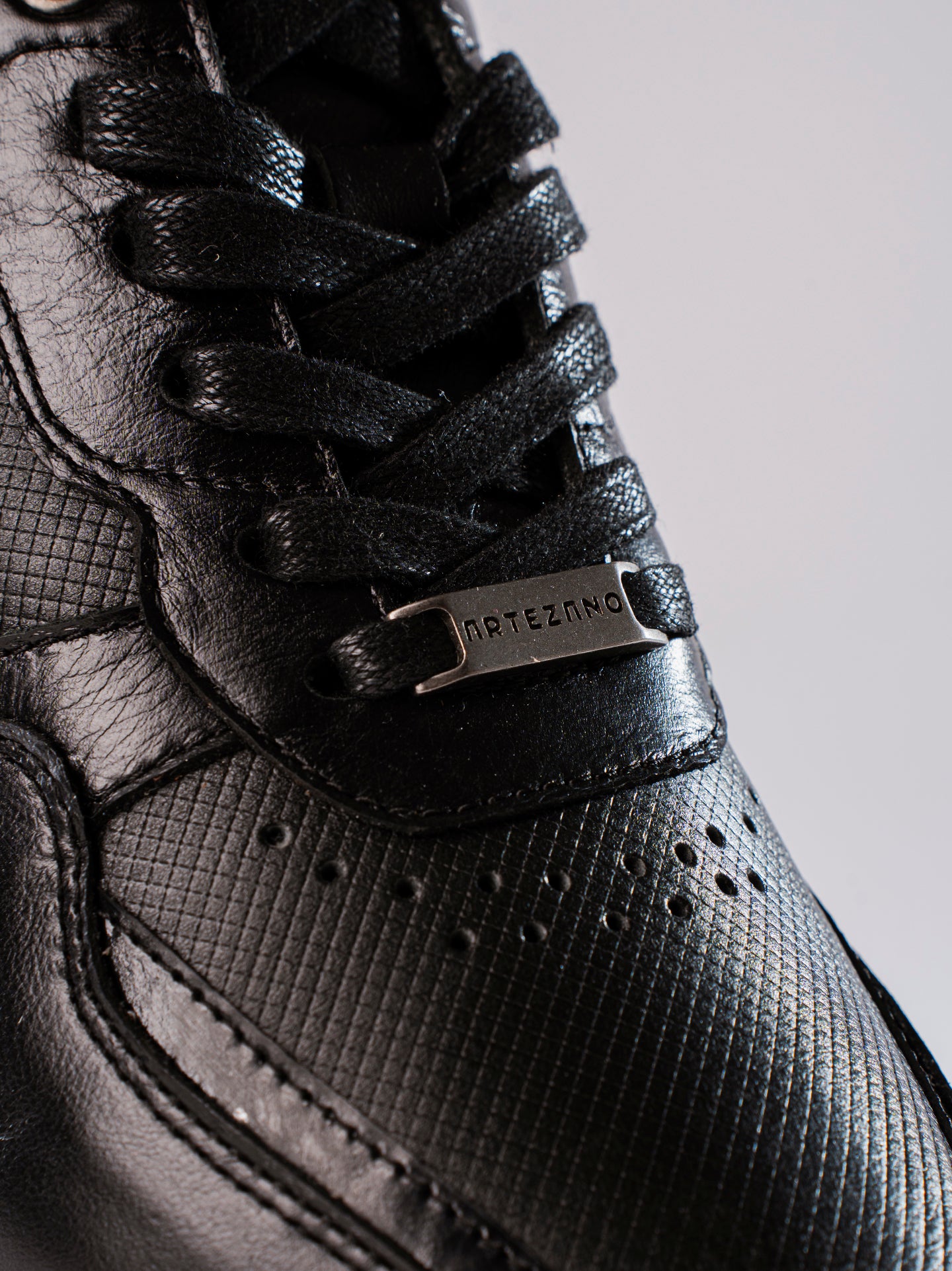 2212 - NEGRO