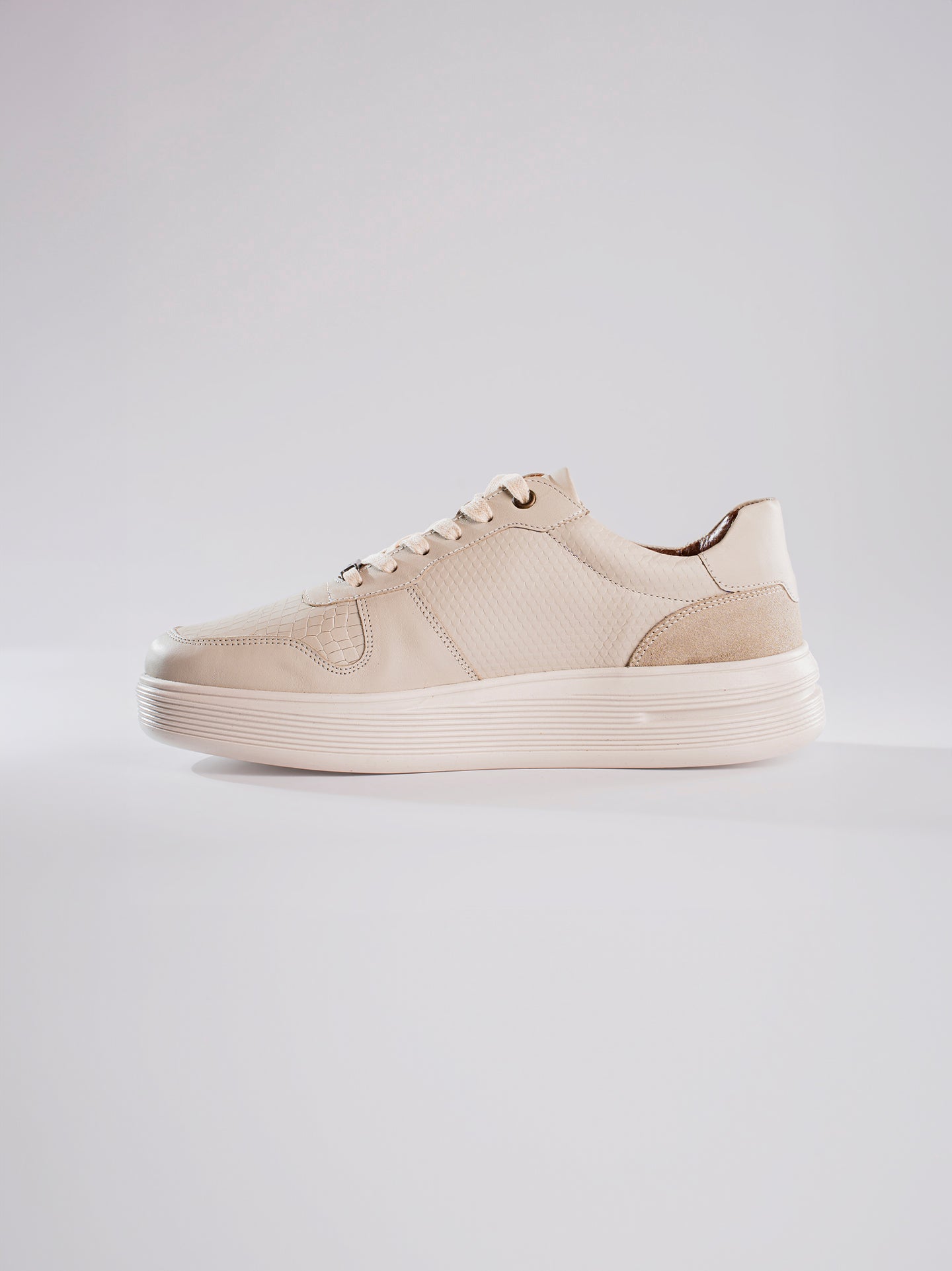 SNEAKERS MAIN - MARFIL