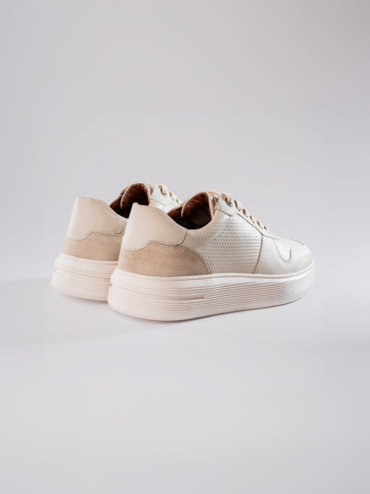 SNEAKERS MAIN - MARFIL