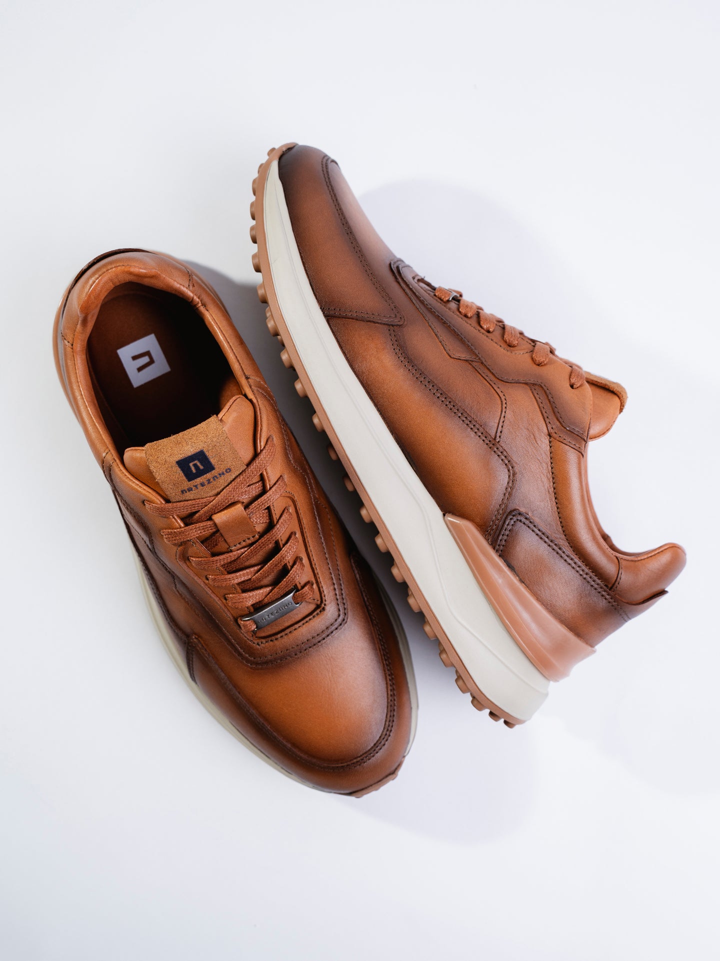 SNEAKER ESSENCE - MIEL