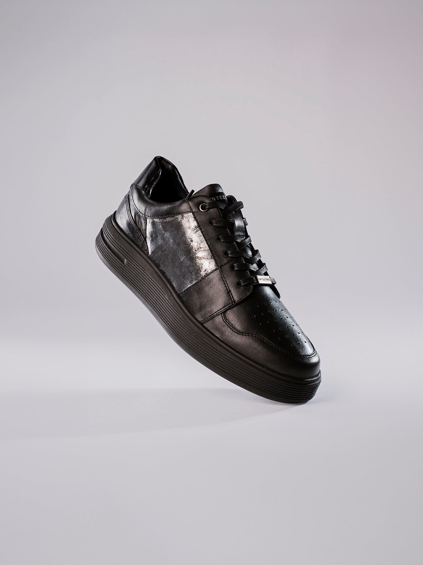 SNEAKERS LUXO - NEGRO PLOMO