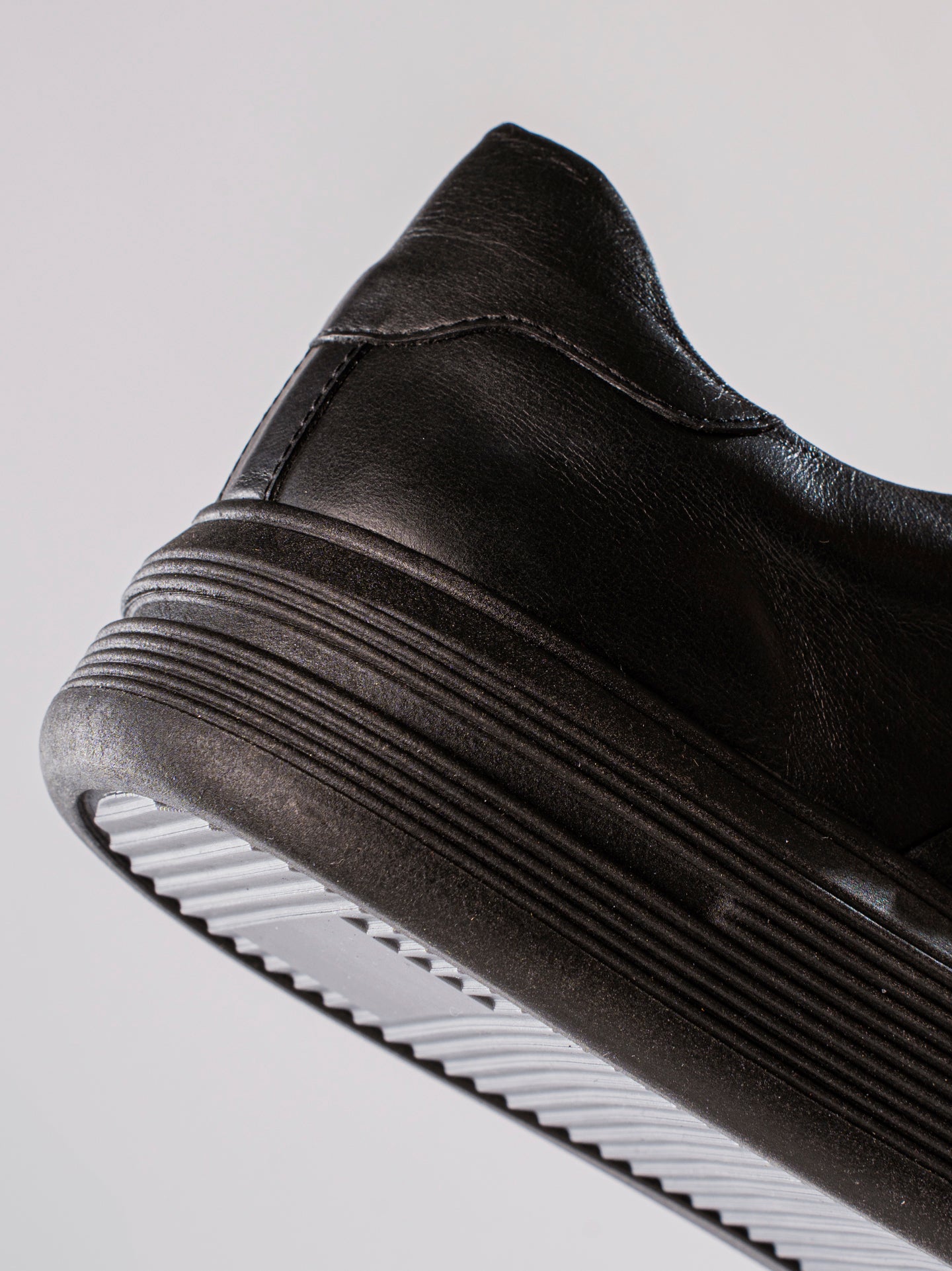 SNEAKERS FLAT - NEGRO