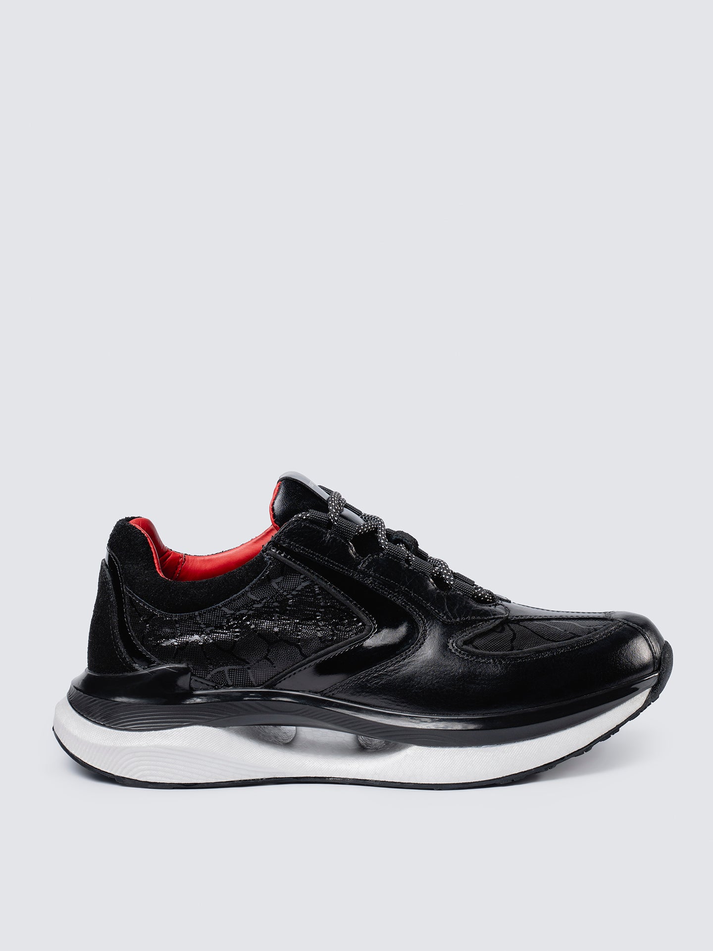 SNEAKER BLACK LABEL - NEGRO ROJO