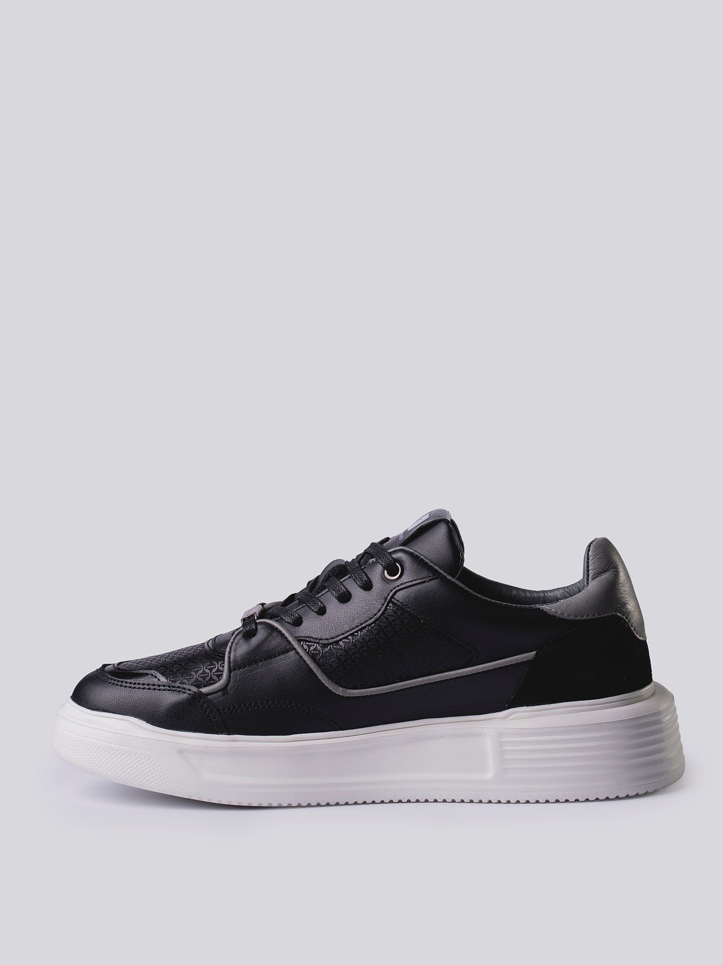 SNEAKER BREEZE - NEGRO BLANCO