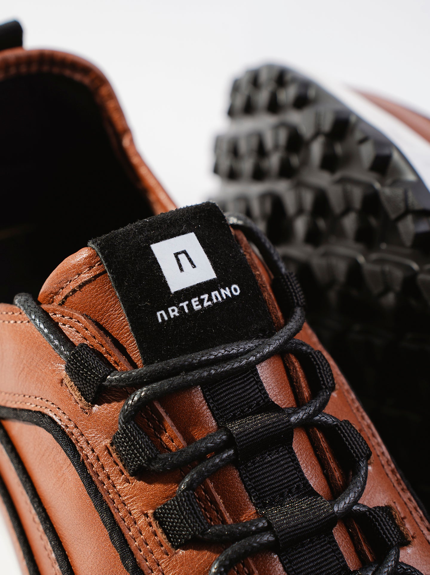 SNEAKER AIRFLOW - MIEL