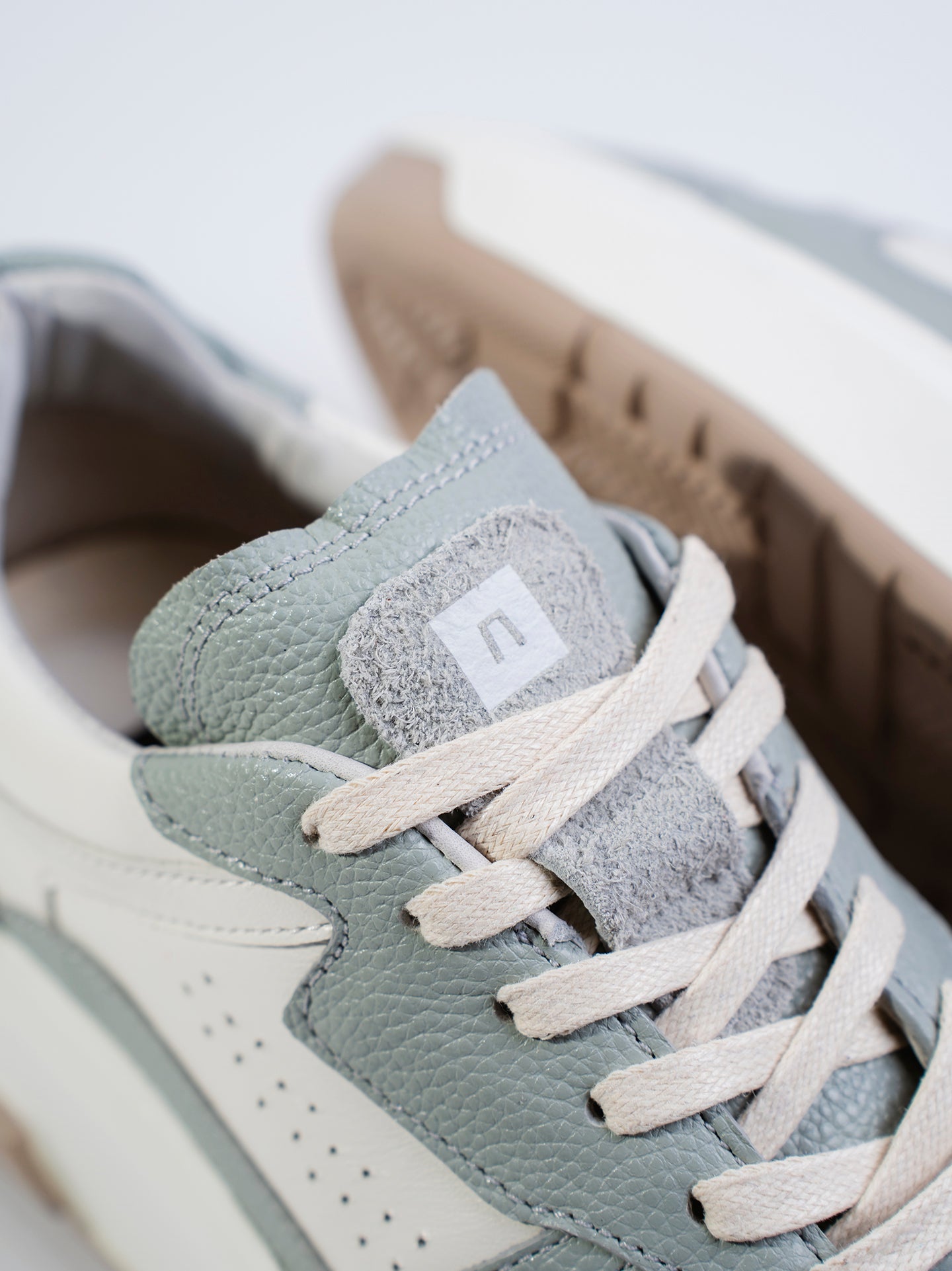 NUVÉ - VERDE NIEBLA