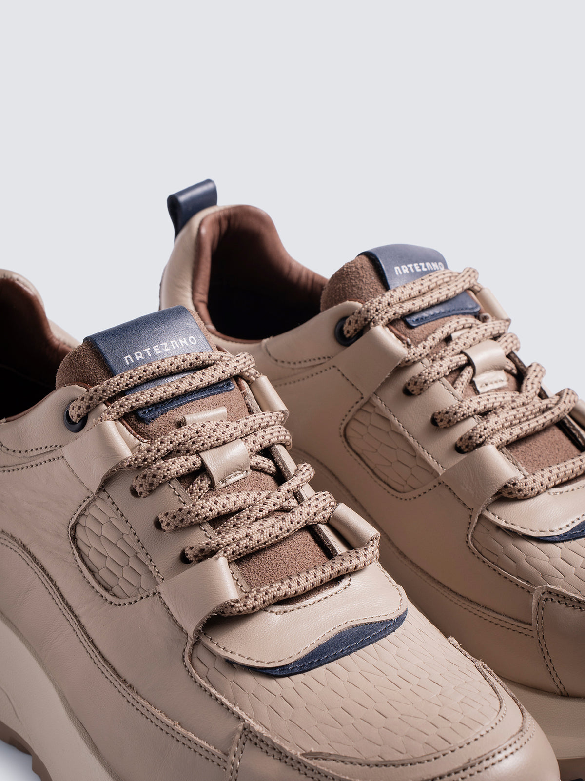 Sneaker Legacy de Cuero para Hombre - Arena