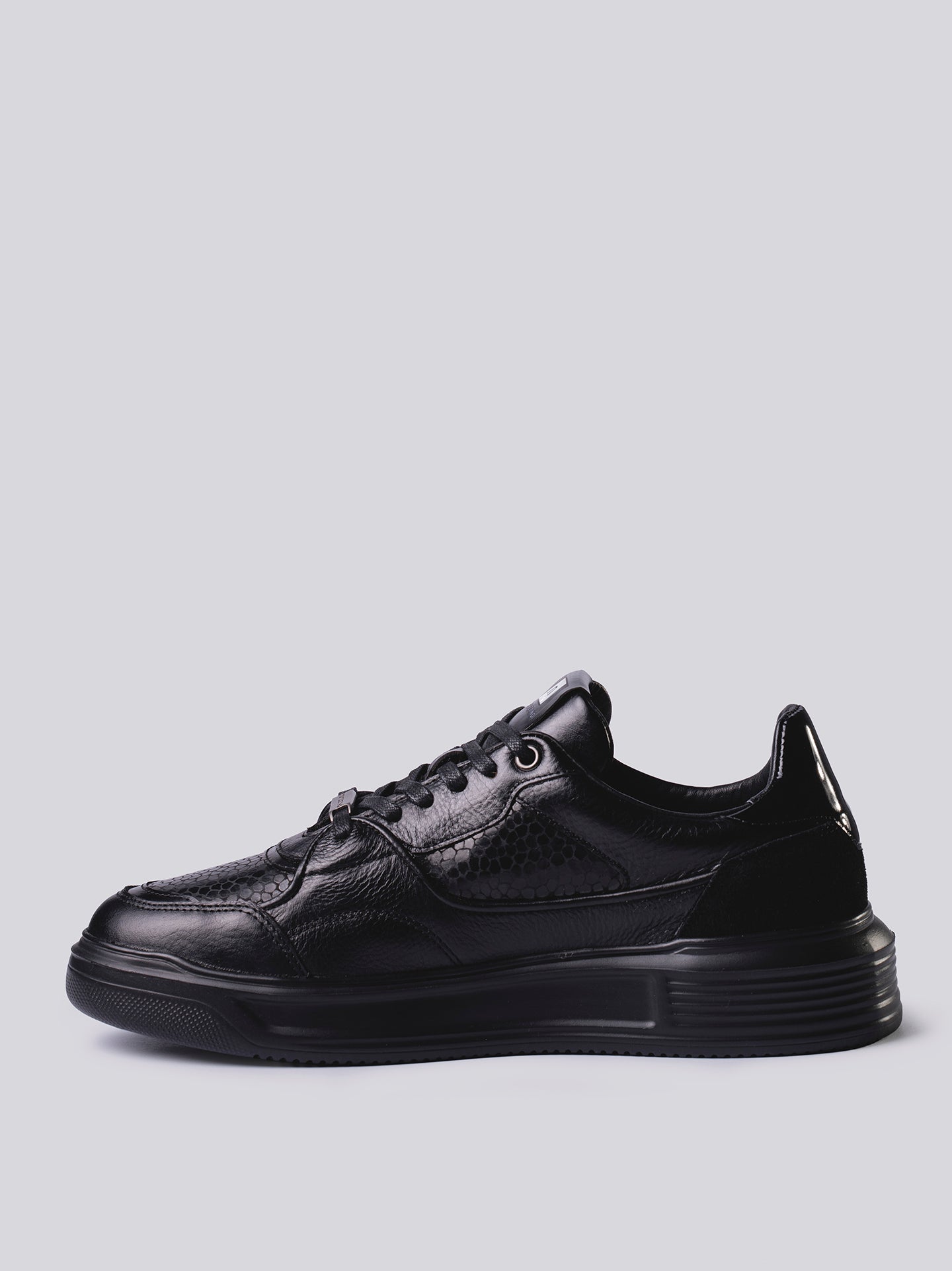 SNEAKER BREEZE - NEGRO